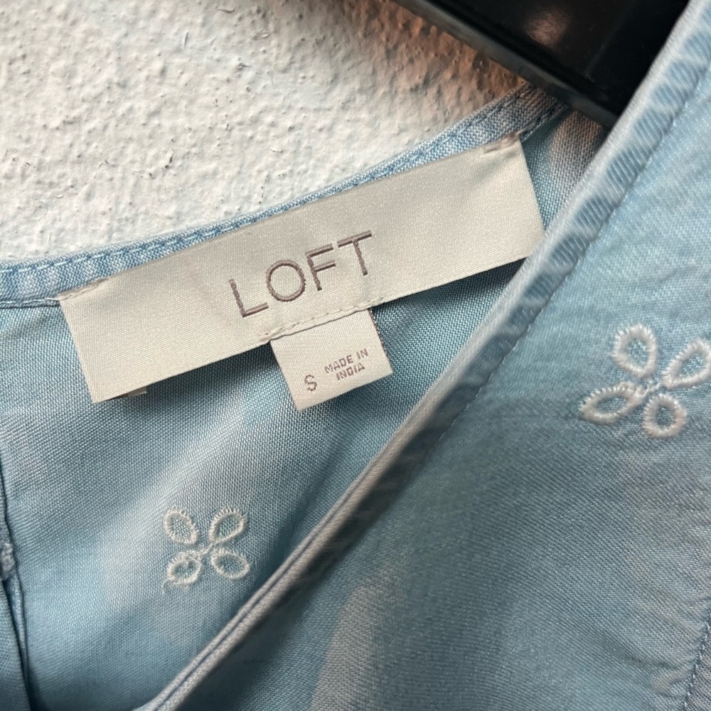 LOFT Light Blue Embroidered Blouse. Small - Picture 3 of 6